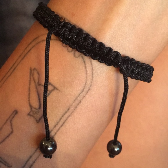 Adjustable Angel’s Wing Crystal Bracelet - Picture 2 of 2